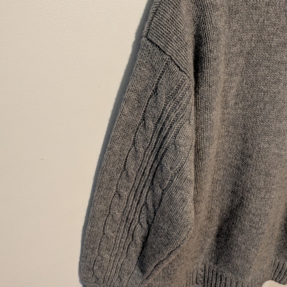 Chunky Wool Cozy Gray Cable Knit Sweater L - Picture 8 of 9